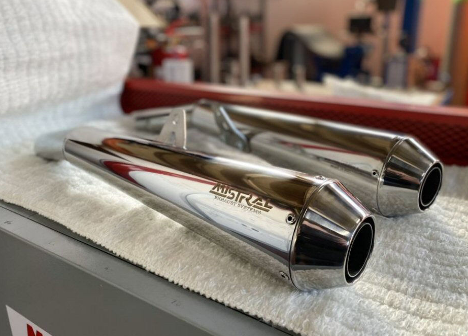 Mistral Full Length Polished Slip-On for Mot Guzzi V7 850