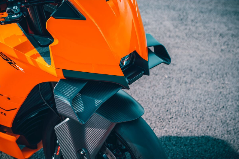 KTM Winglet Set for 990 RC R
