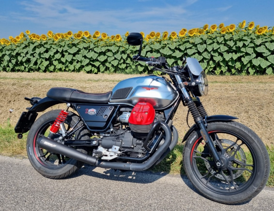 Mistral Black Polished Short Slip-Ons For Moto Guzzi V7 III