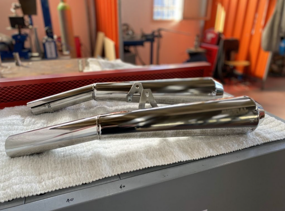 Mistral Full Length Polished Slip-On for Mot Guzzi V7 850