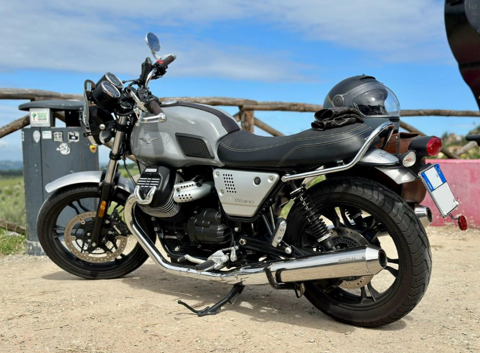 Mistral Standard Length Polished Slip-Ons for Moto Guzzi V7 III