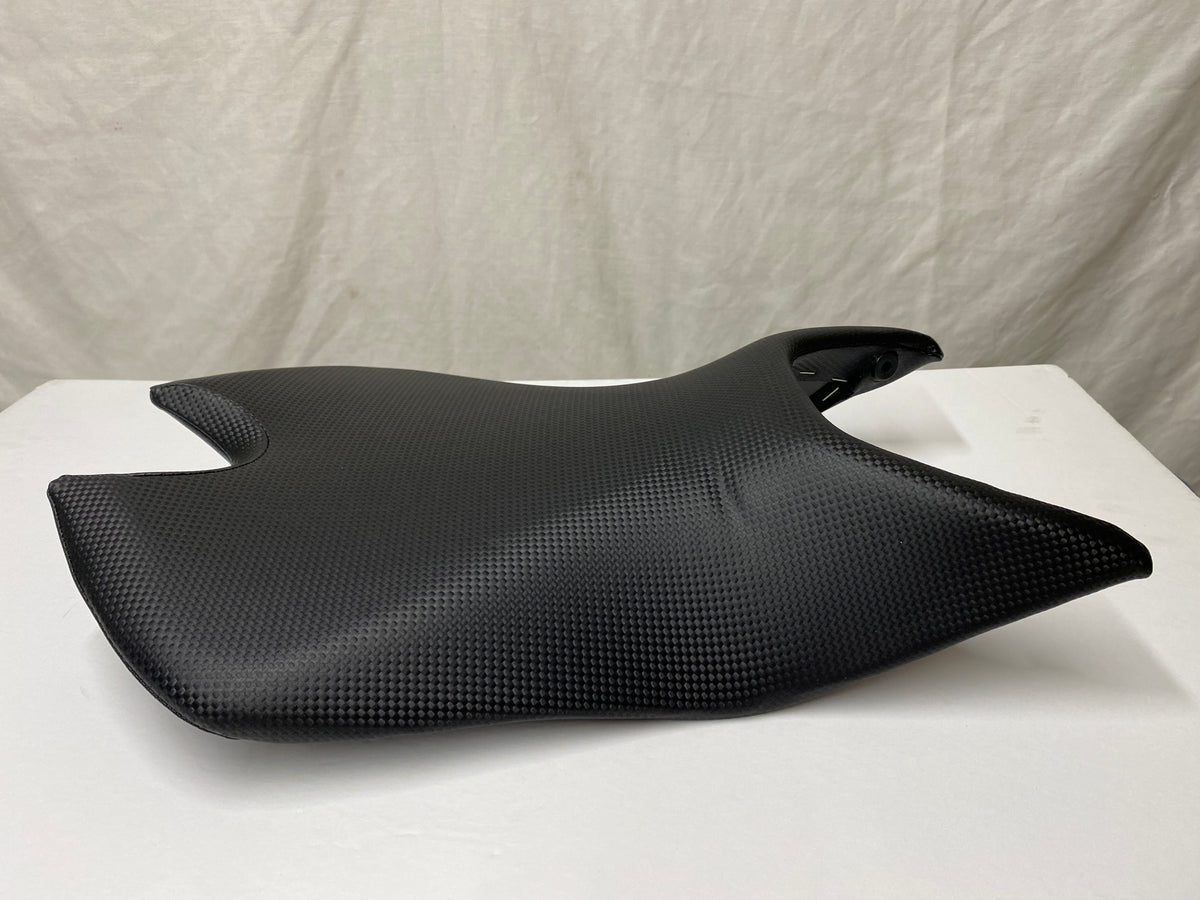 Detailed photo of uninstalled Gel Comfort Seat for 2021-2024 Aprilia RS 660 / Tuono 660